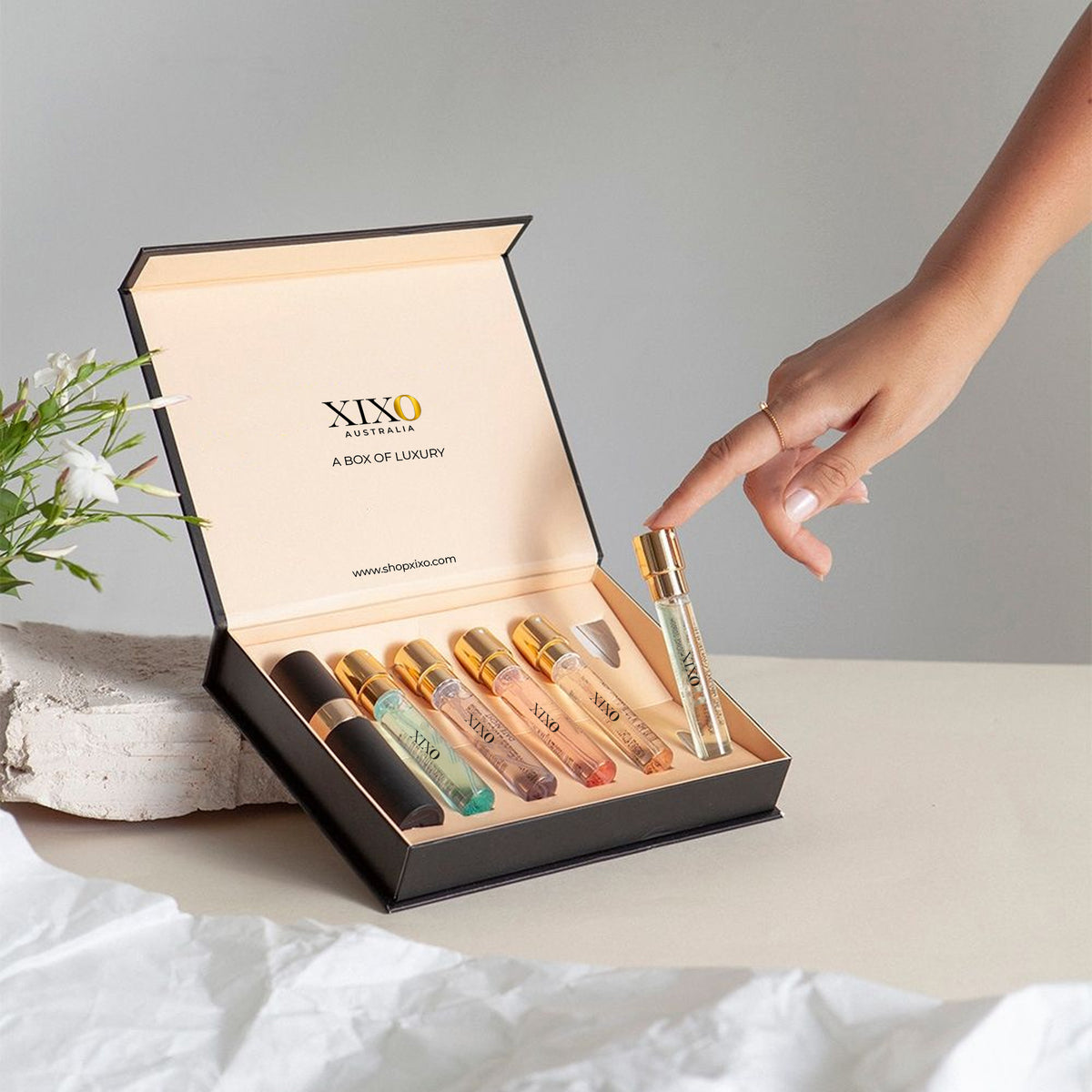 PERFUME GIFT BOX (PACK OF 6)