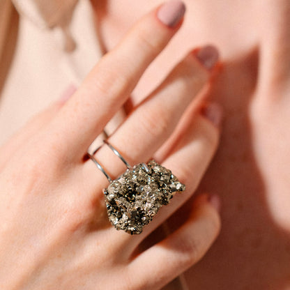 PYRITE GEMSTONE RING (BIG)