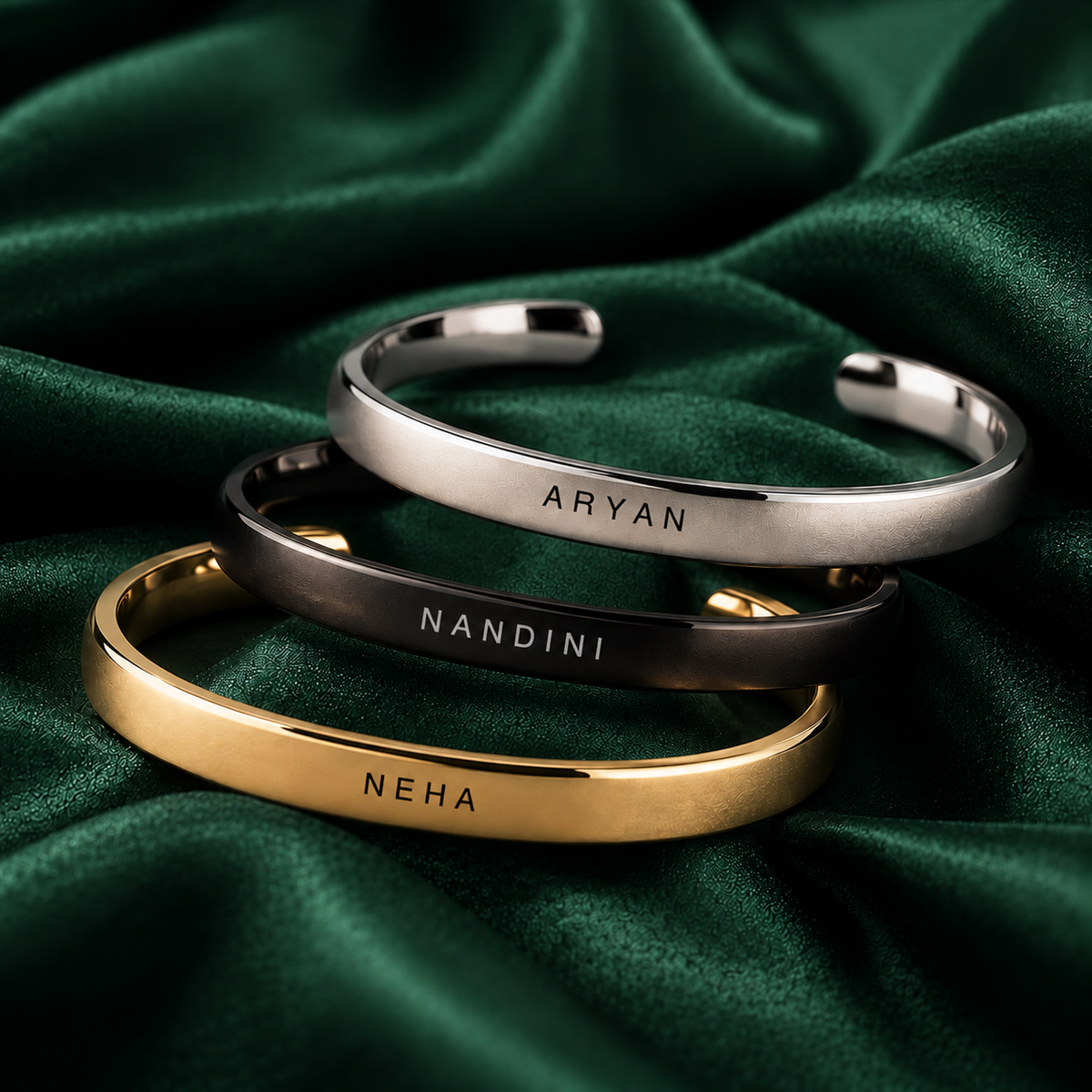 PERSONALIZED CUFF BRACELET & OG PERFUME MINIATURE GIFT SET