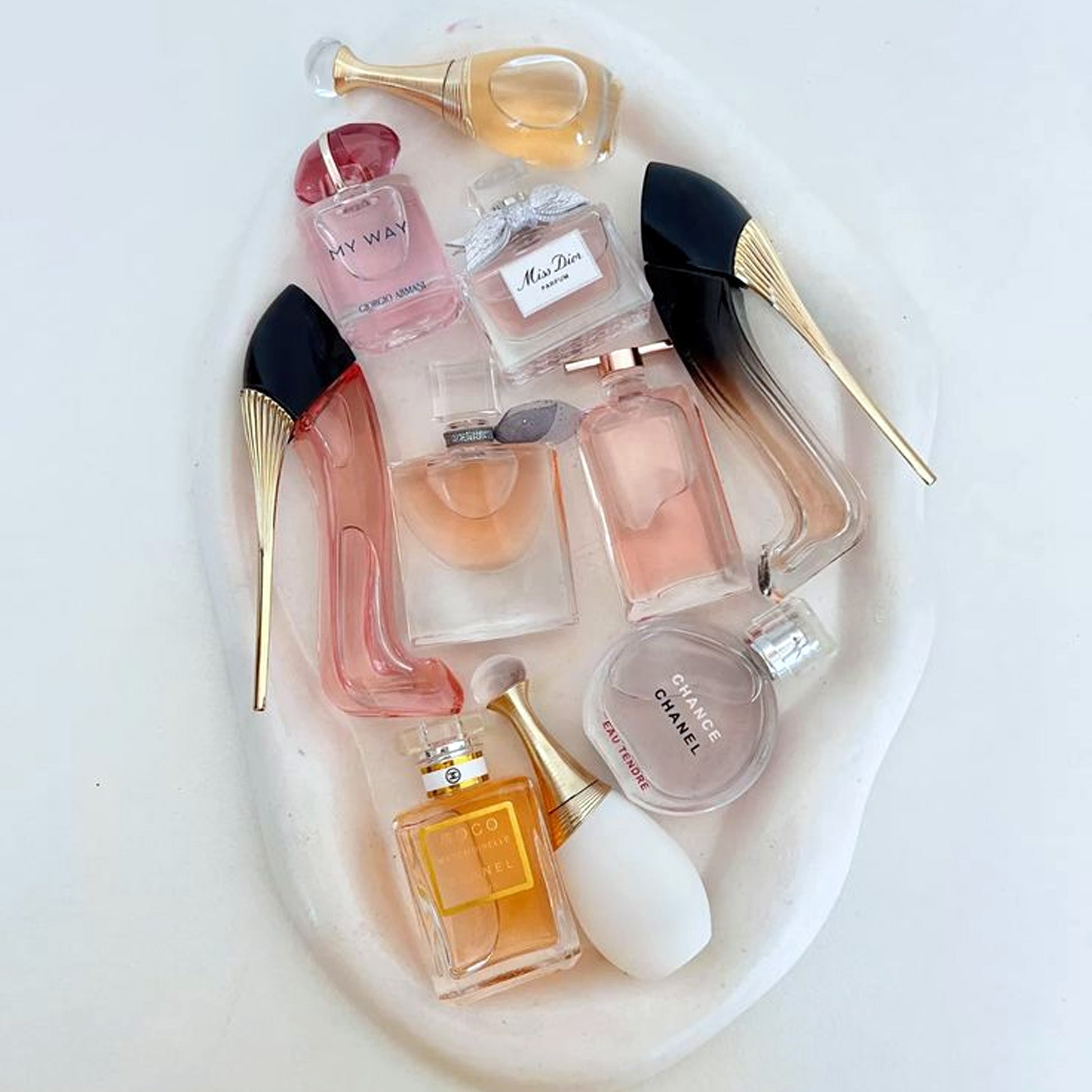 PERFUME GIFT BOX (PACK OF 6)