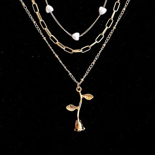 HEART PEARL CHAIN NECKLACE WITH ROSE PENDANT